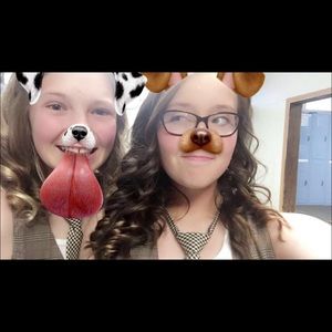 Meet your Posher, Lana